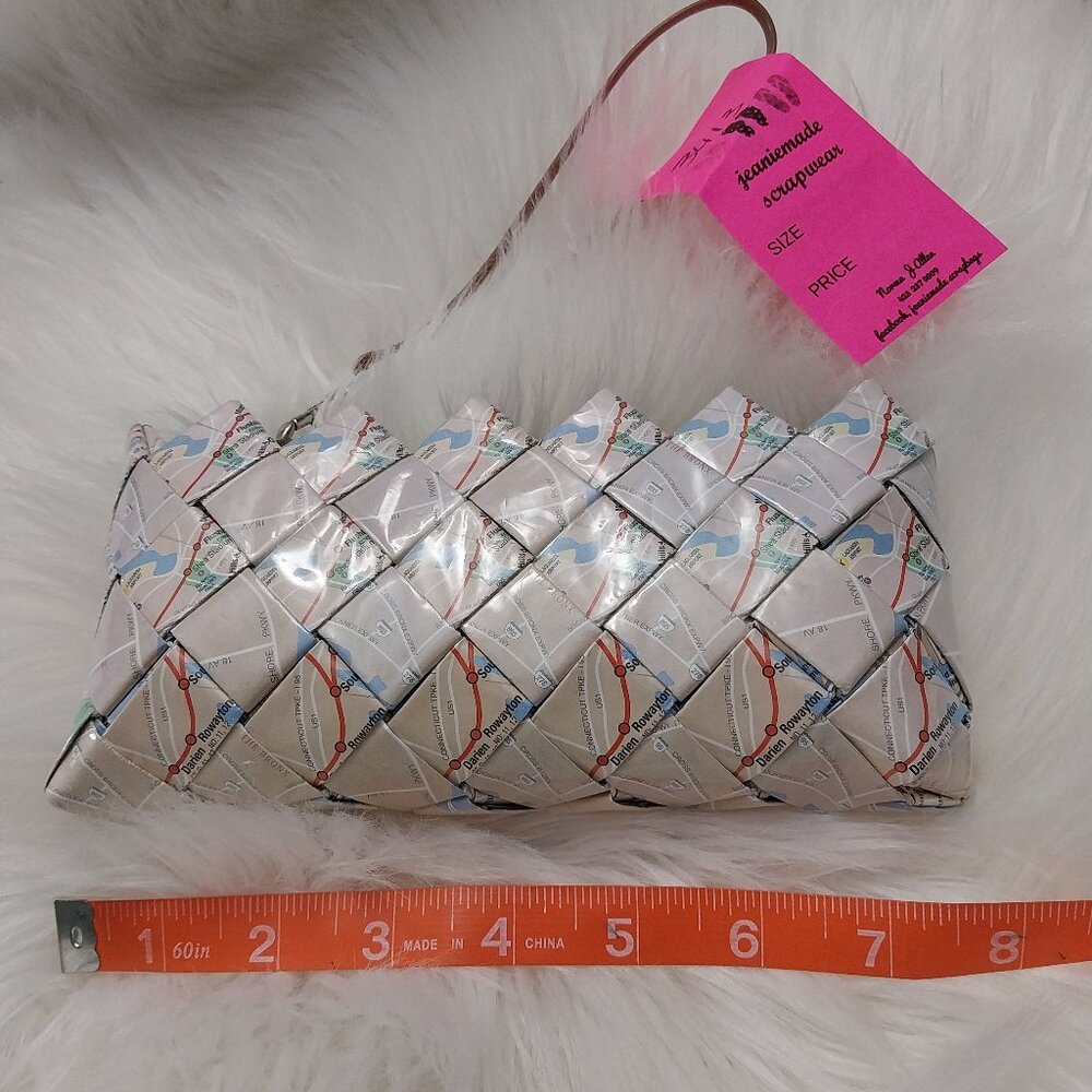 3413 Small Ecoiat Wristlet Purse Made From Folded Maps - Picture 1 of 5
